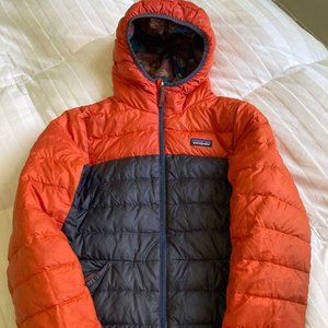 Big Kids Reversible Patagonia down jacket (size 14)
